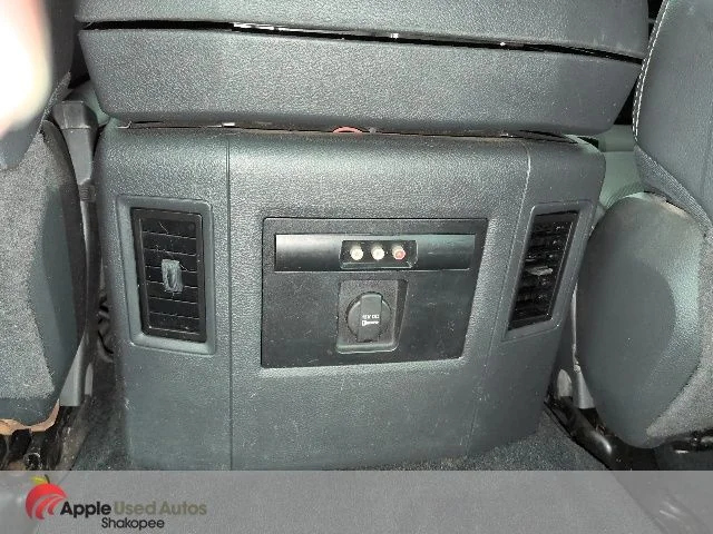 Used 2011 White Ram Sport image 24