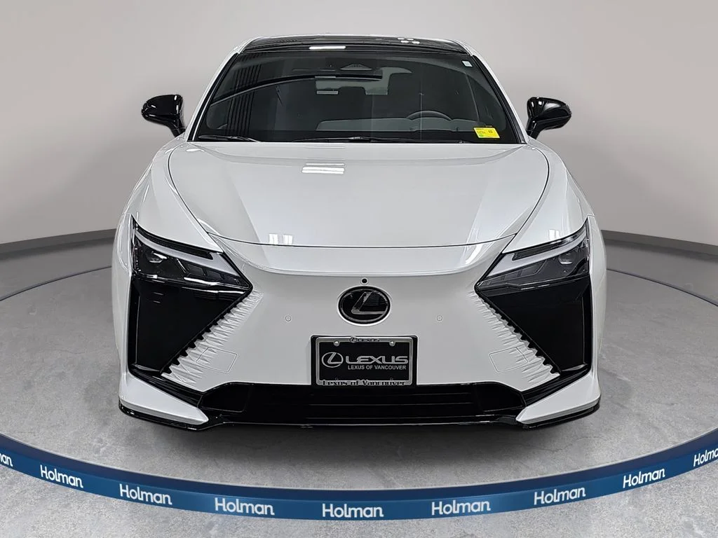 New 2026 Oxygen White Lexus F SPORT AWD image 2