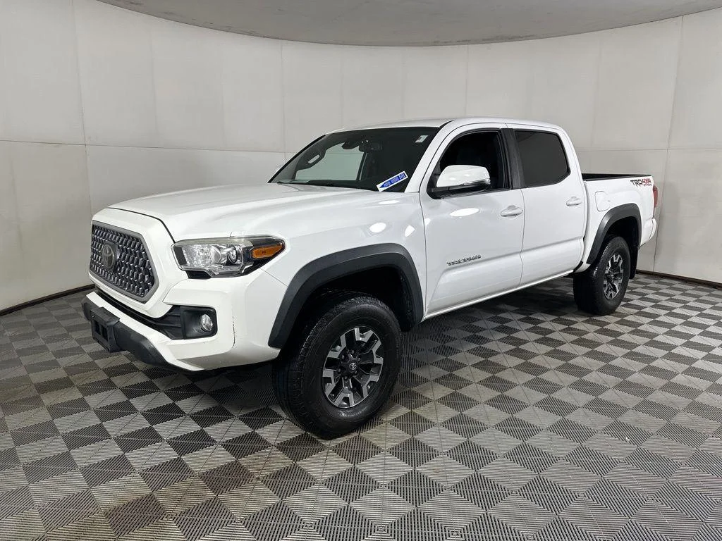 Used 2019 Super White Toyota TRD Off-Road image 23