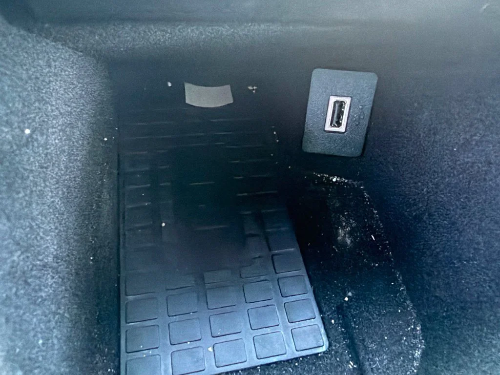 Used 2020 Wh Lincoln Reserve image 22
