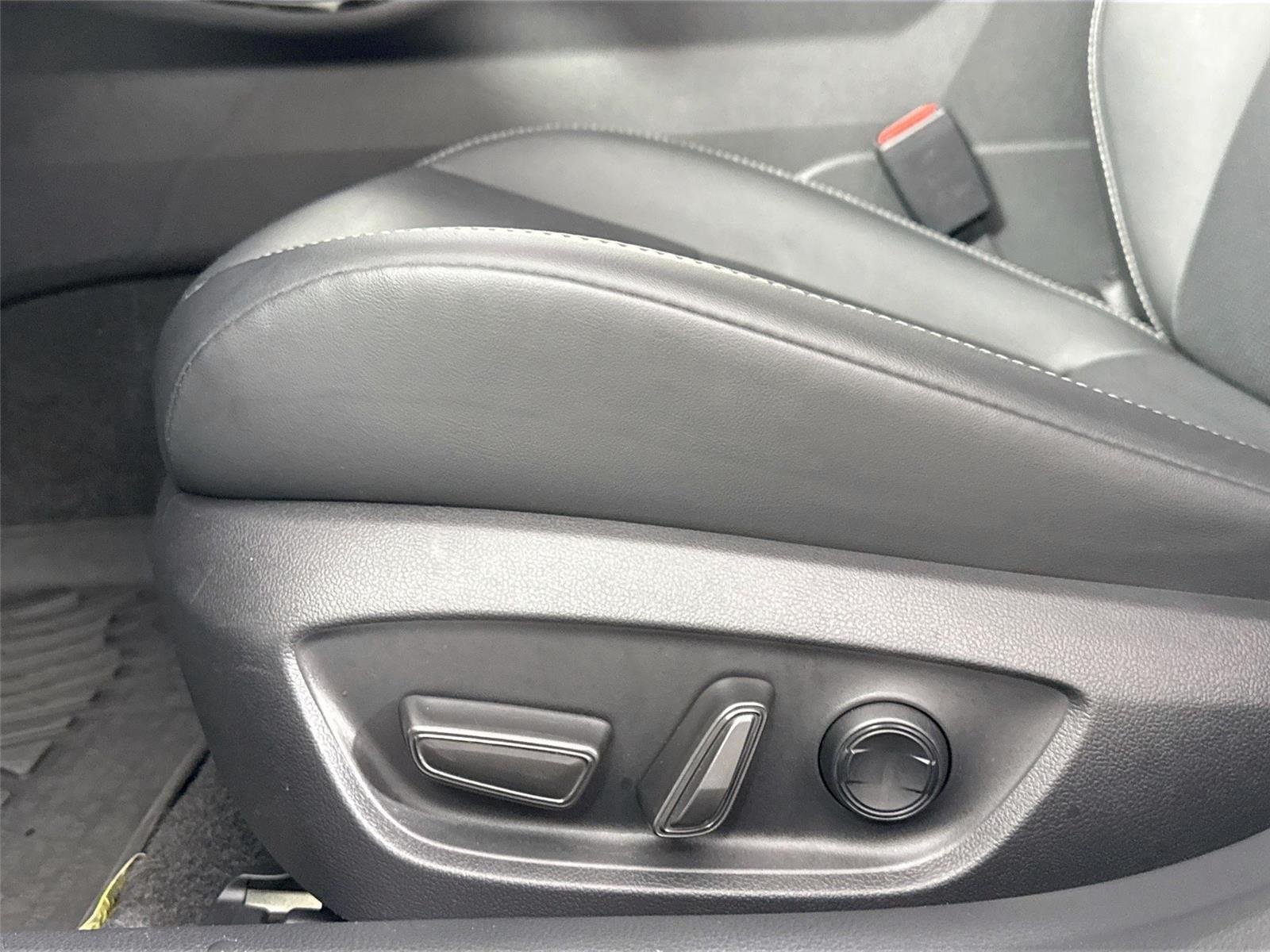 Certified Used 2025 Cutting Edge Toyota XLE image 29