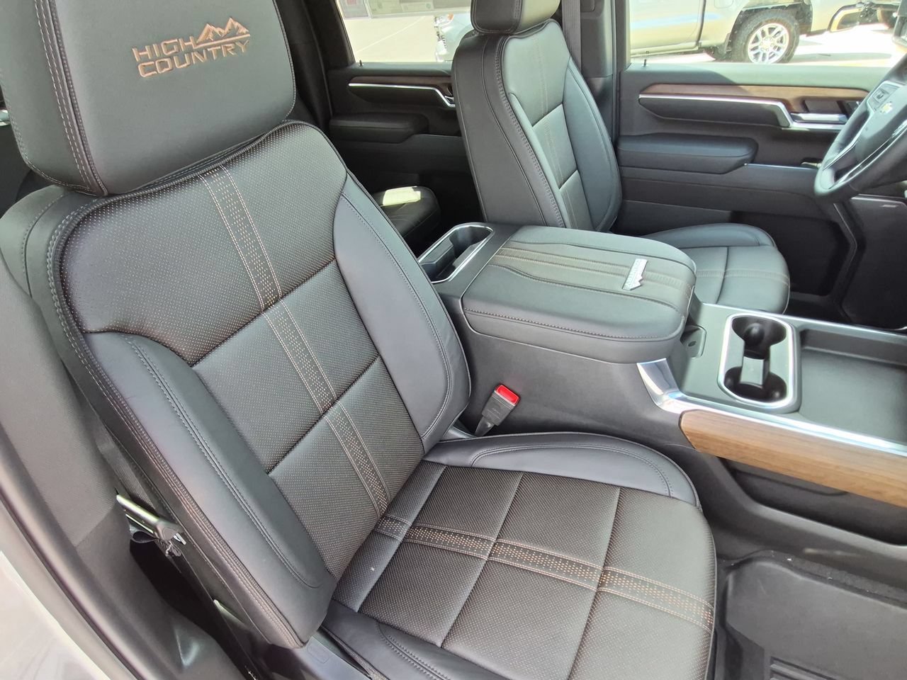 2026 Chevrolet Silverado 2500 HD High Country - Photo 29