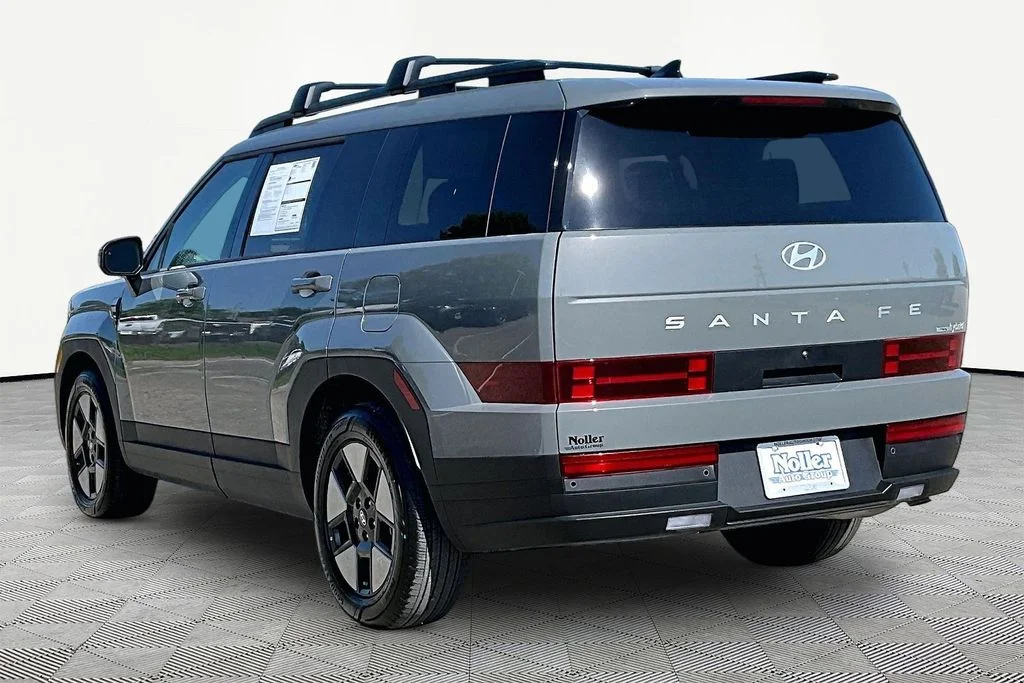 Used 2026 Hampton Gray Hyundai SEL image 13