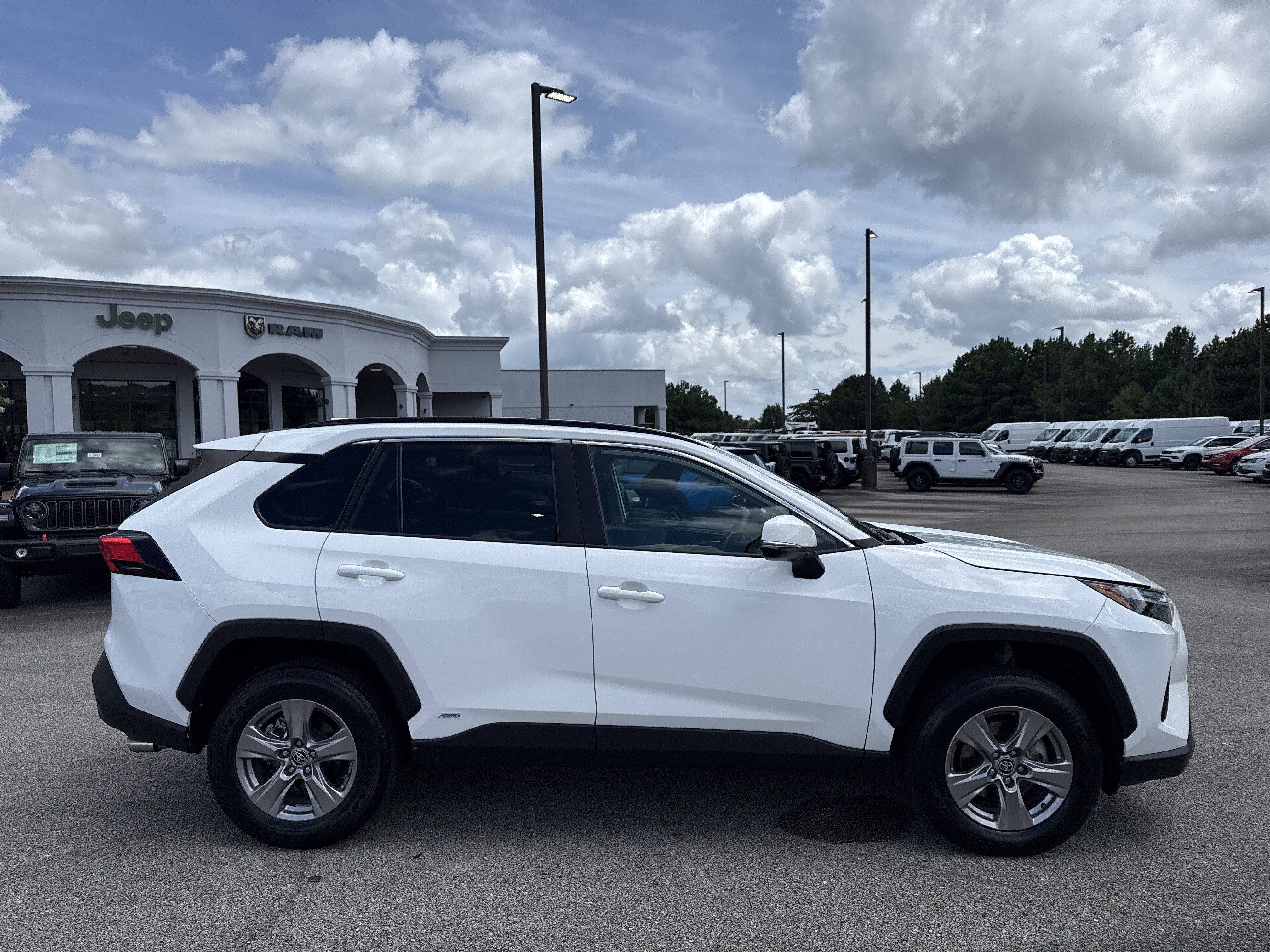 Used 2024 White Toyota Hybrid XLE image 8