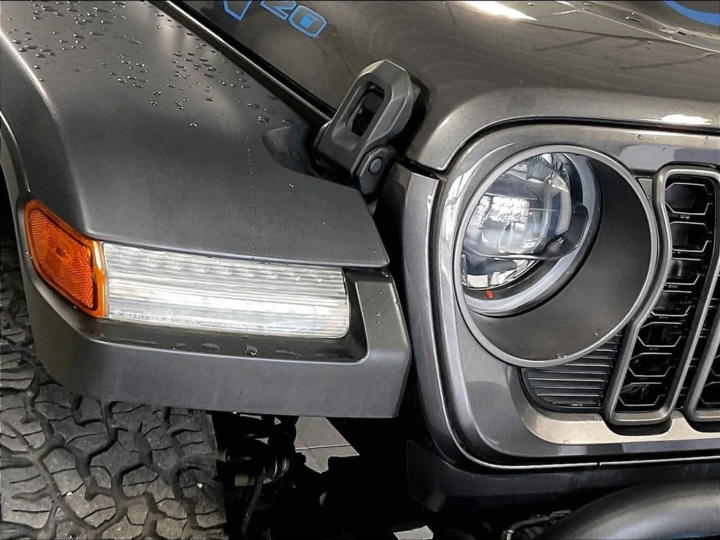 Used 2023 Gray Jeep Rubicon 20th Anniversary Edition 4xe image 31