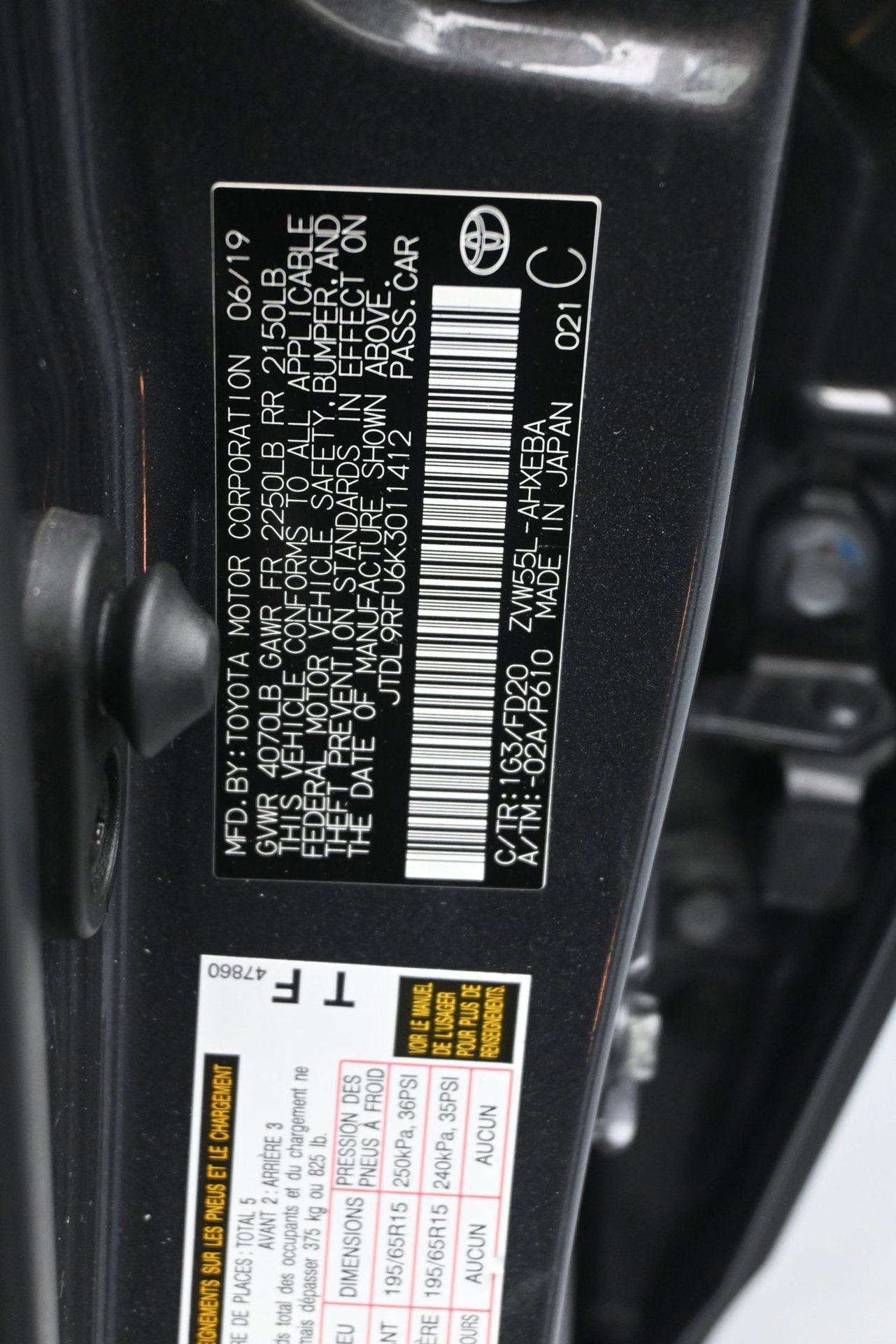 Used 2019 Magnetic Gray Metallic Toyota LE AWD-e image 27