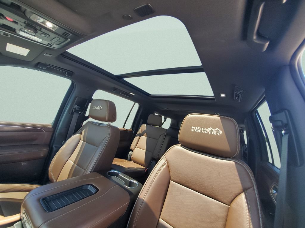 Used 2022 EMPIRE BEIGE METALLIC Chevrolet High Country image 20