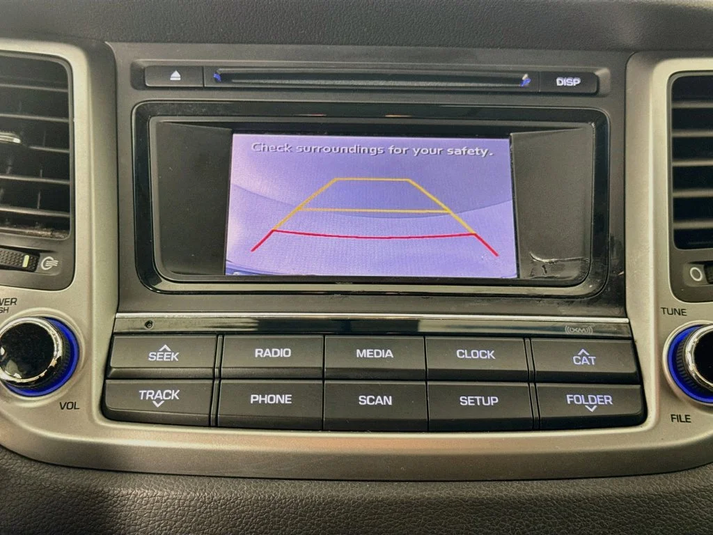 Used 2016 Coliseum Gray Hyundai Sport image 17