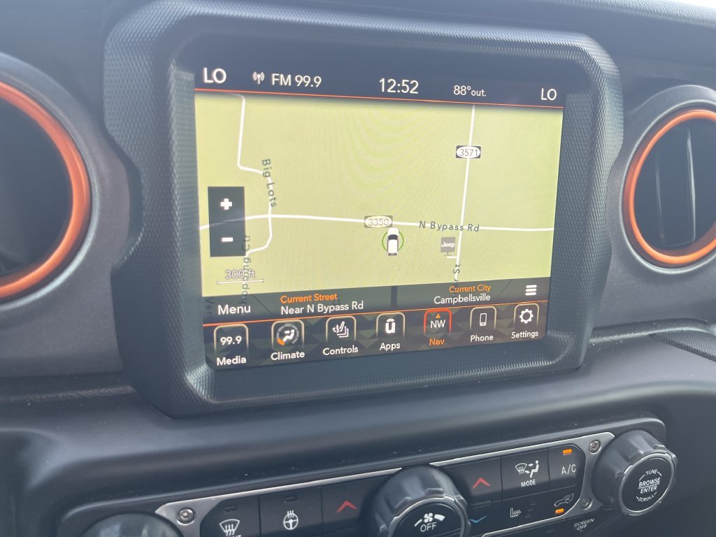 Used 2021 Green Jeep Mojave image 19