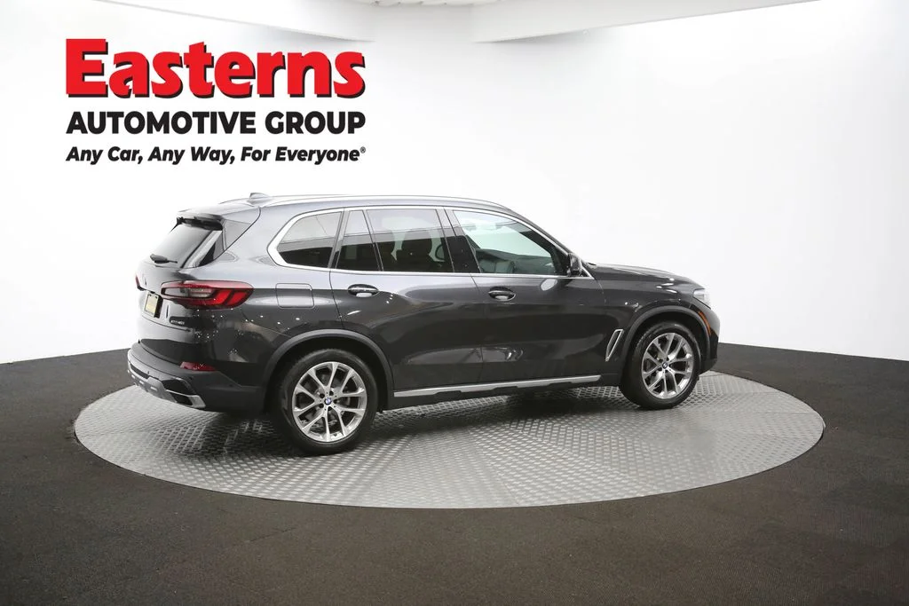 Used 2022 Gray BMW xDrive40i image 48