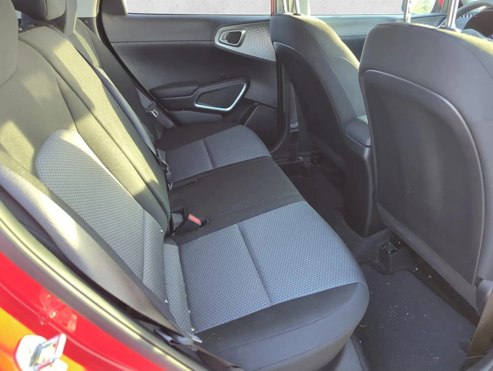 Used 2022 Inferno Red Kia LX image 10