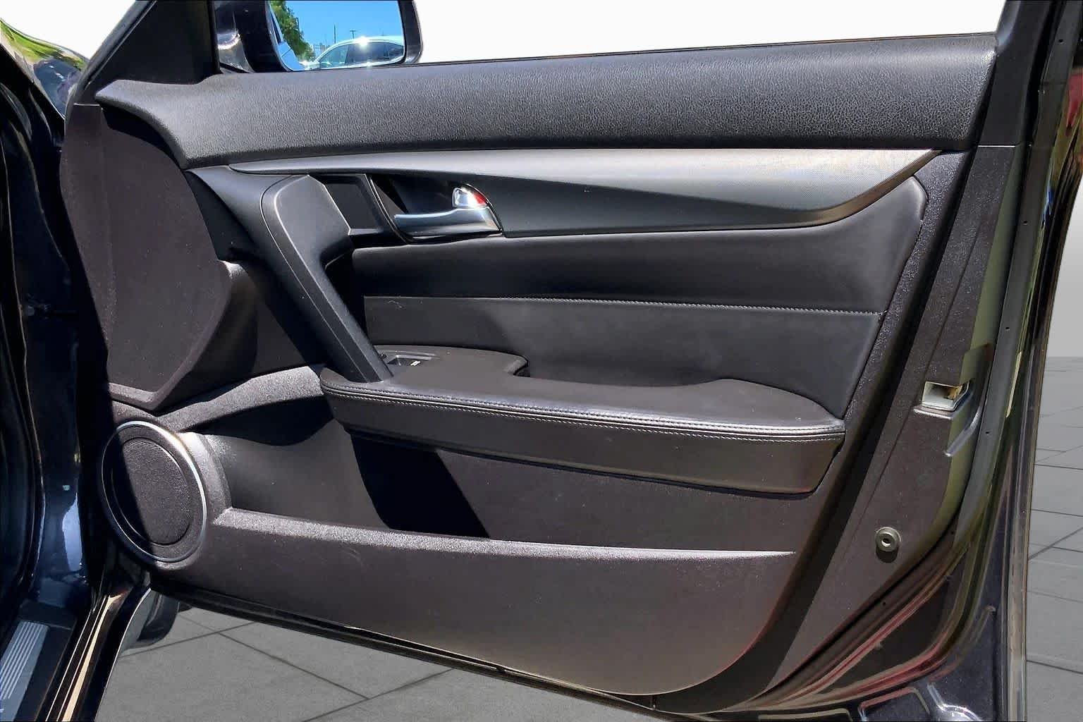 Used 2012 Graphite Luster Metallic Acura Tech Auto image 22