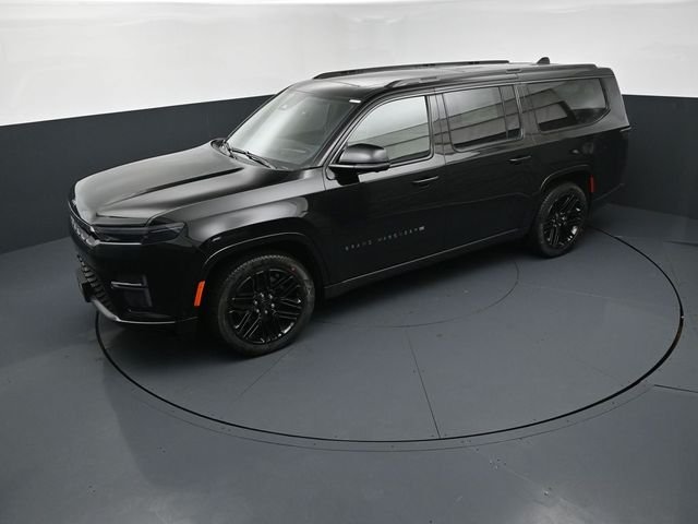New 2026 High Gloss Black Exterior Paint Jeep Limited Reserve image 14