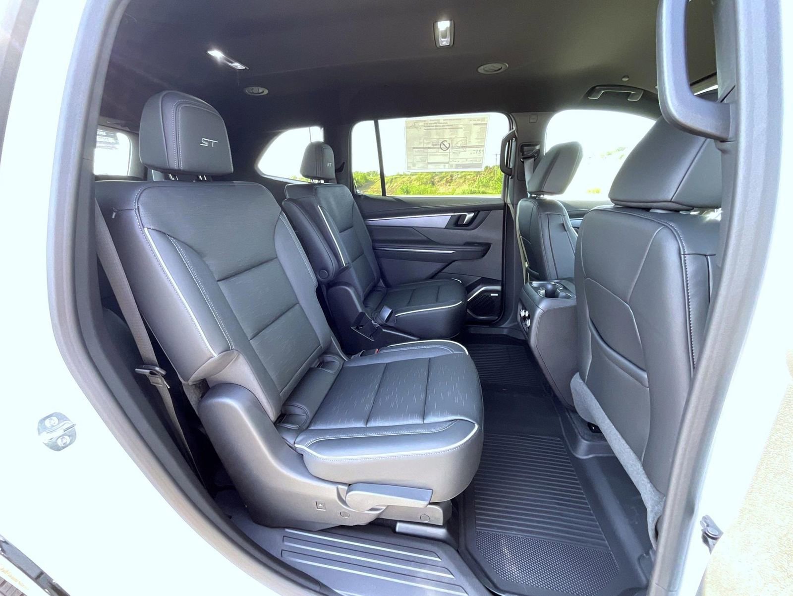 2026 Buick Enclave Sport Touring - Photo 18