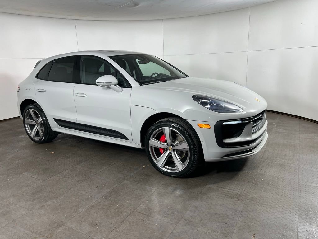 2026 Porsche Macan S - Photo 9
