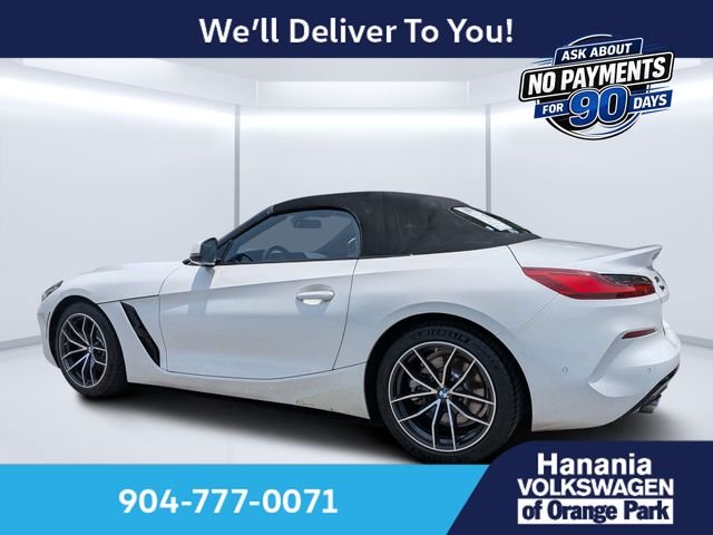 Used 2020 White BMW sDrive30i image 5