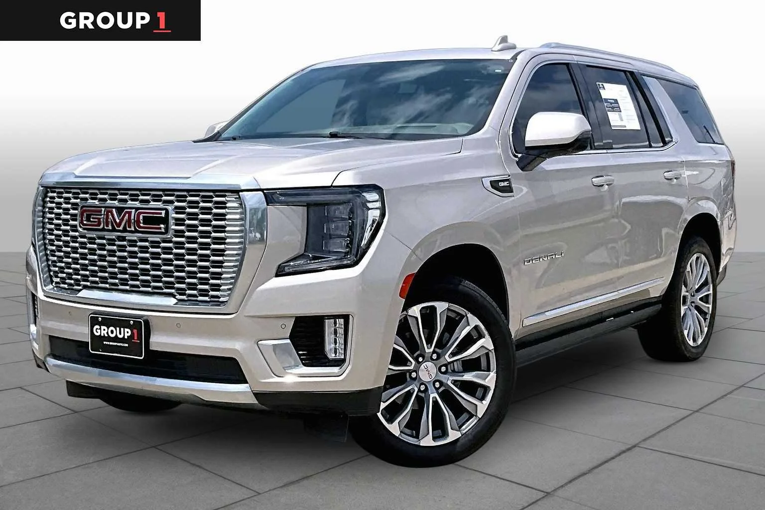 2021 GMC Yukon 4WD Denali's photo