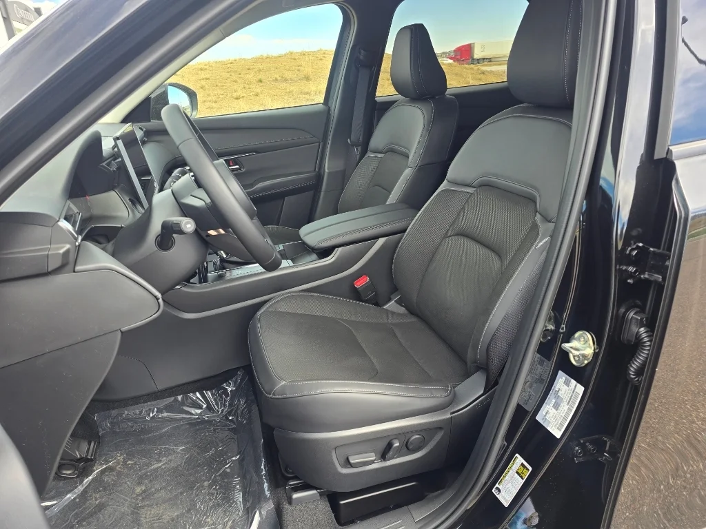Used 2026 Jet Black Mica Mazda 2.5 S Preferred AWD image 13