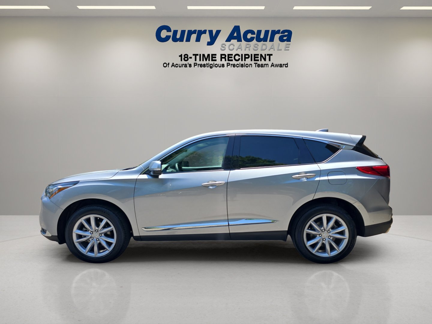 Certified Used 2023 Lunar Silver Metallic Acura SH-AWD image 34
