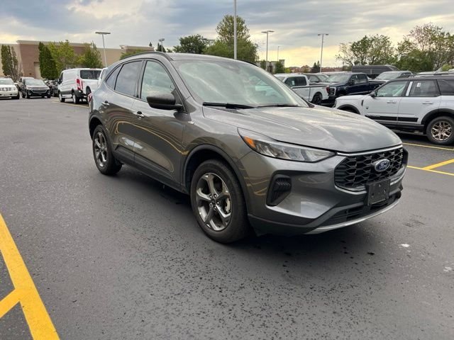 Certified Used 2025 Gray Ford ST-Line image 1