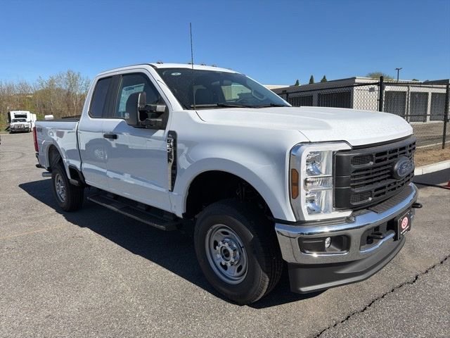 New 2026 Oxford White Ford F-350® XL image 1