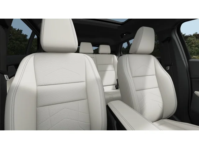 New 2026 Mineral White Metallic BMW xDrive28i image 11
