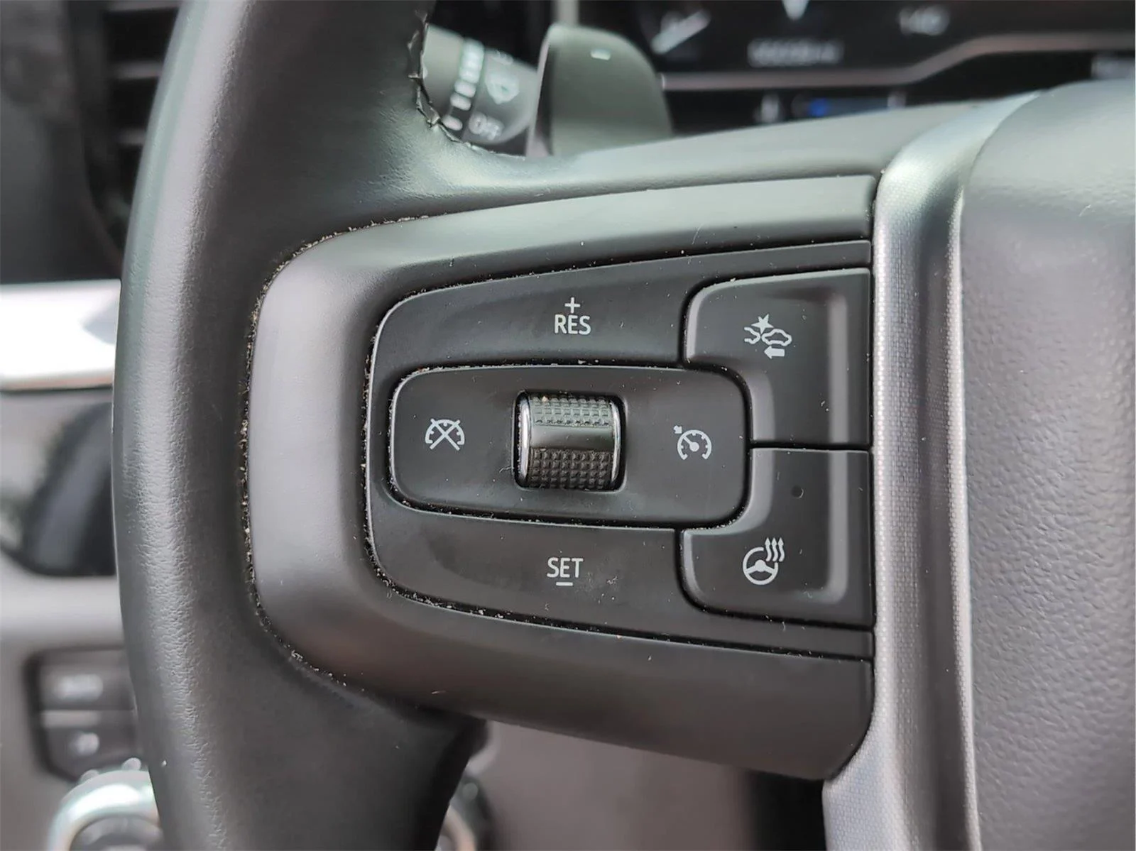 Used 2024 Sterling Metallic GMC SLT image 26