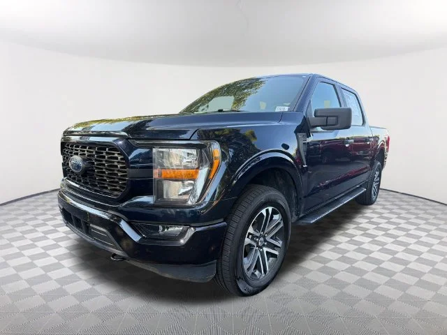 Used 2023 Blue Ford XL image 1