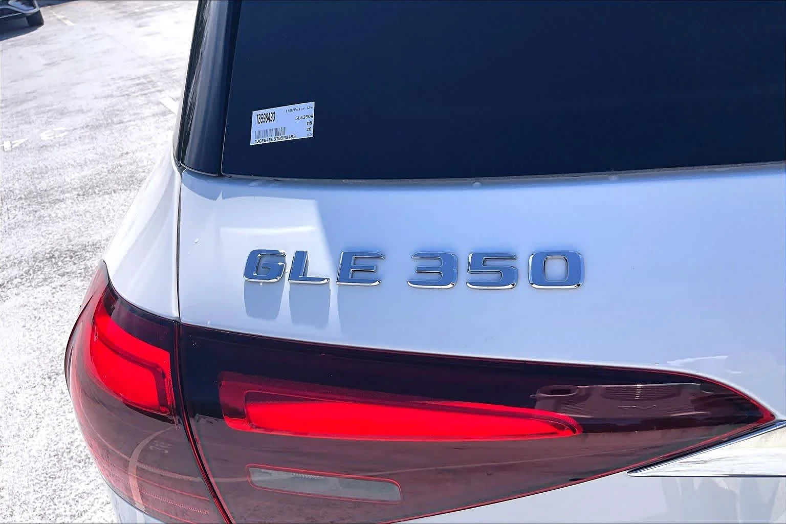 Used 2026 Polar White Mercedes-Benz GLE 350 image 30