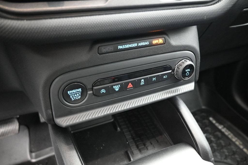 Certified Used 2025 Beige Ford Outer Banks image 22