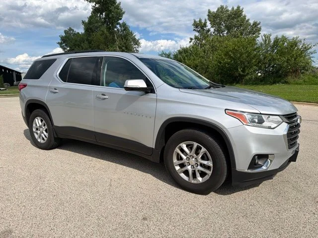 Used 2020 Silver Chevrolet LT image 4