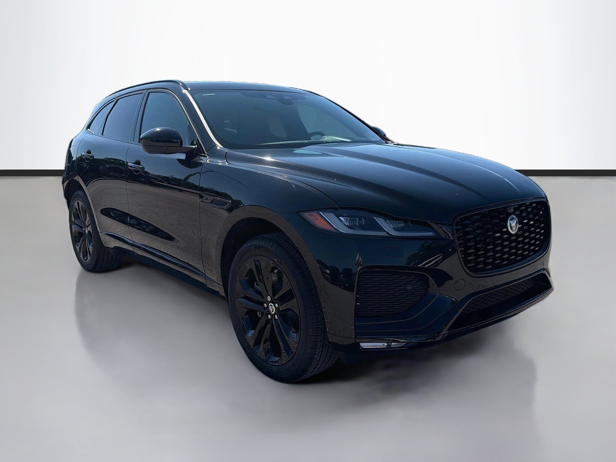 2026 Jaguar F-Pace R-Dynamic S - Photo 7