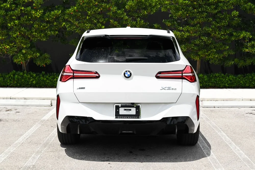 Used 2025 White BMW 30 xDrive image 3