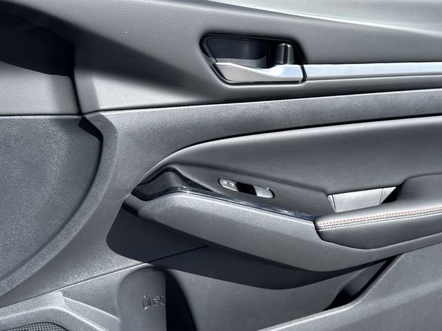 New 2025 Gun Metallic Nissan 2.5 SR image 19