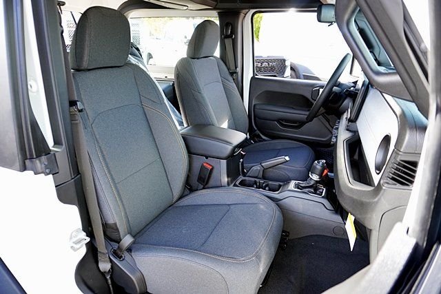 New 2026 Bright White Clear-Coat Exterior Paint Jeep Sport image 17