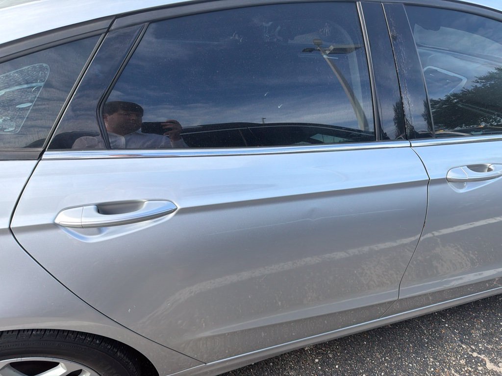Used 2013 Silver Ford SE image 9