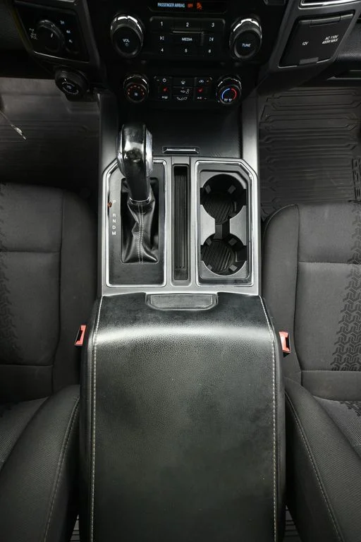 Used 2020 White Ford XLT image 37