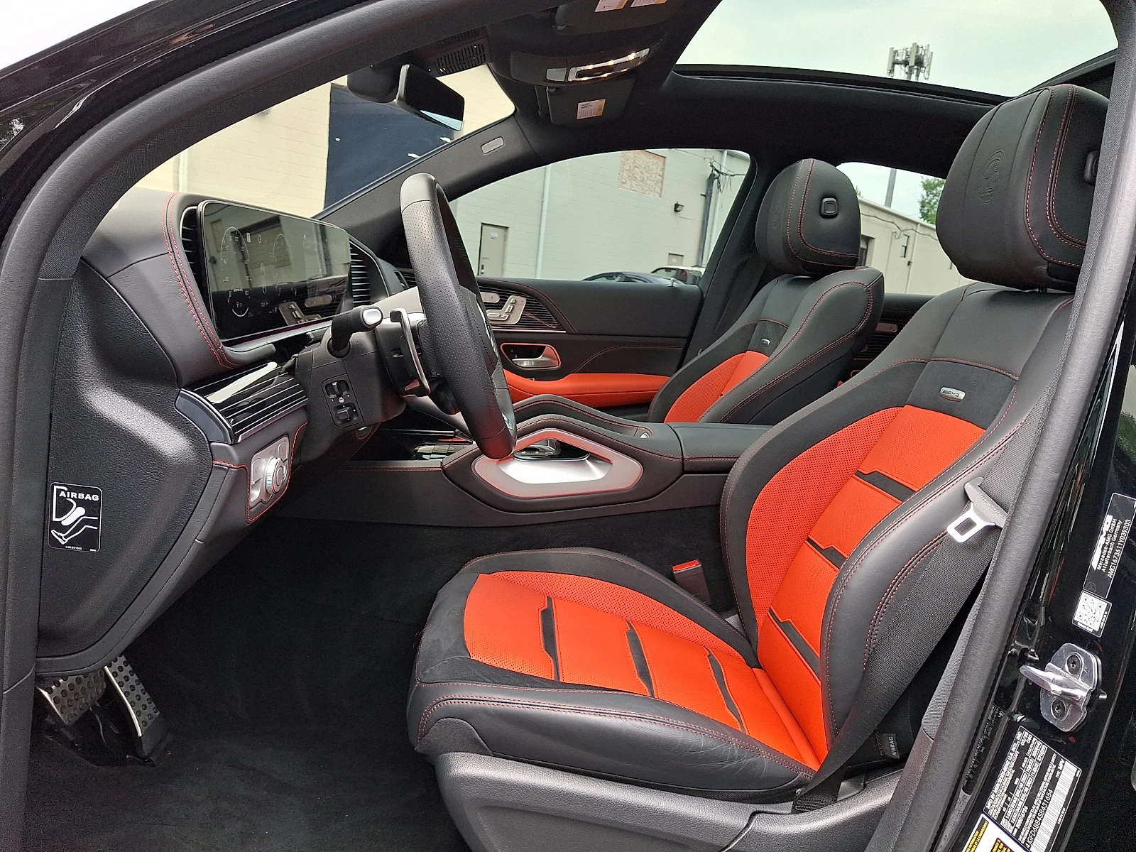 Used 2025 Black - 040 Mercedes-Benz 4MATIC®+ image 11