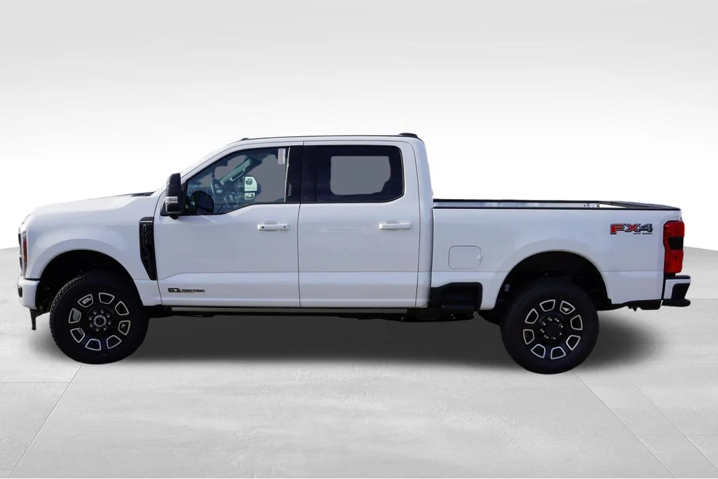 New 2026 Star White Metallic Tri-Coat Ford  image 6