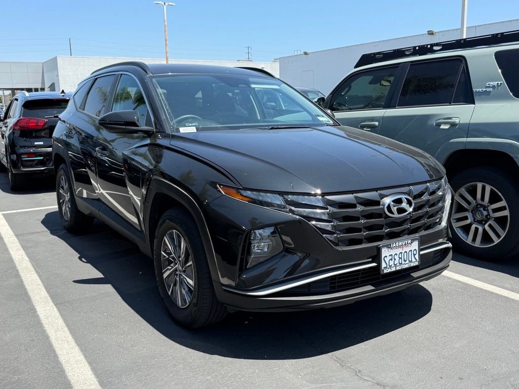 Used 2022 Black Hyundai Blue image 1
