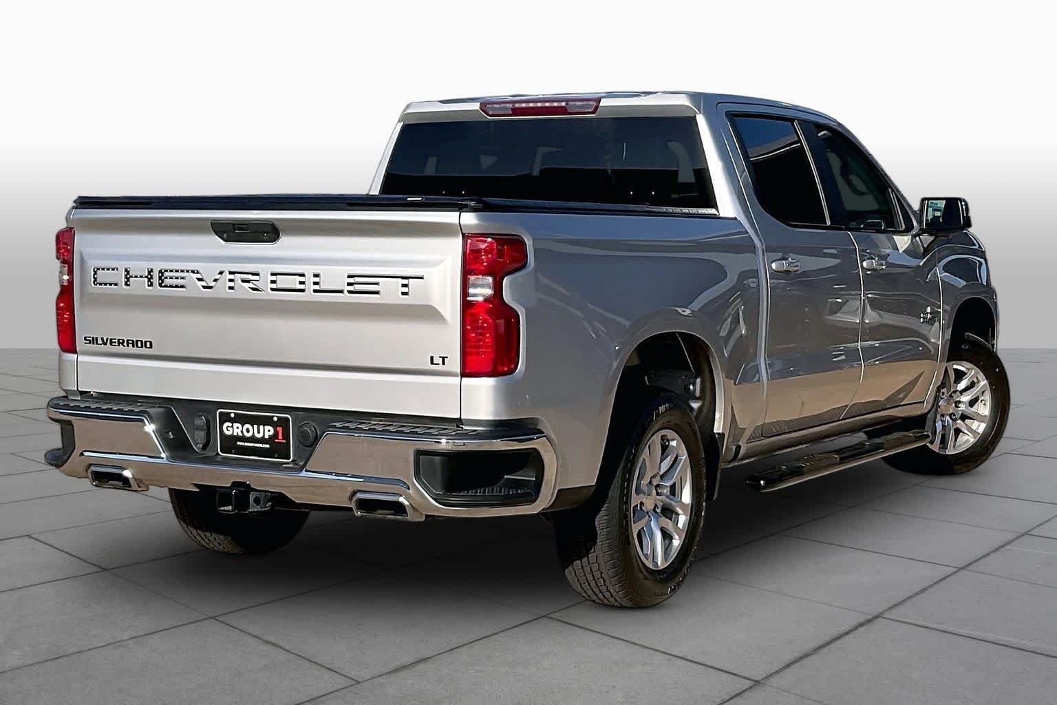 Used 2019 Silver Ice Metallic Chevrolet LT image 13