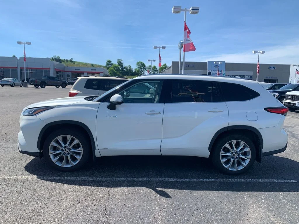 Used 2020 White Toyota Limited image 5
