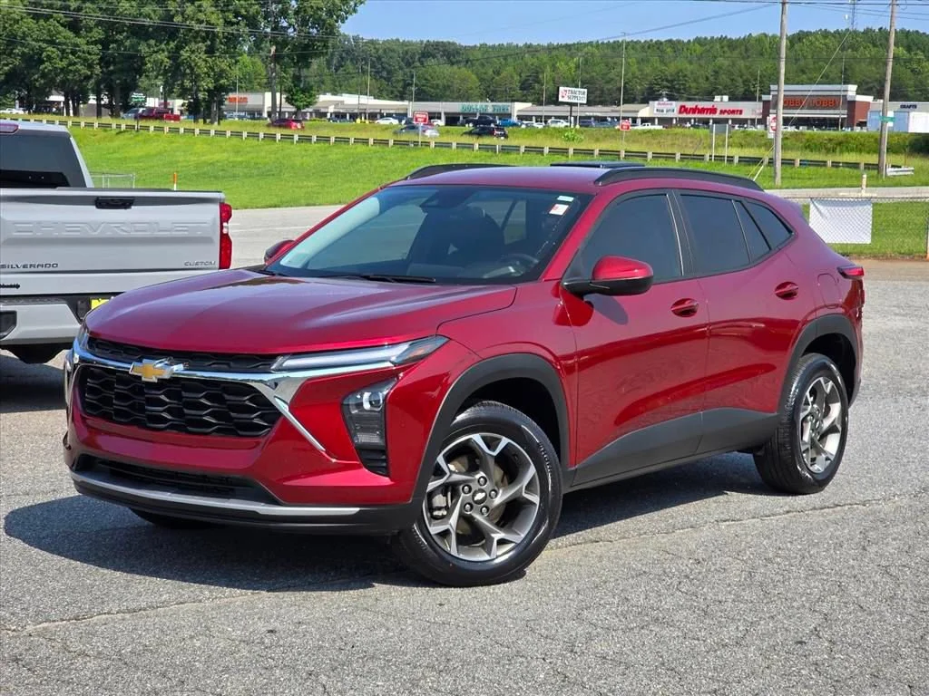 Used 2025 Crimson Metallic Chevrolet LT image 2