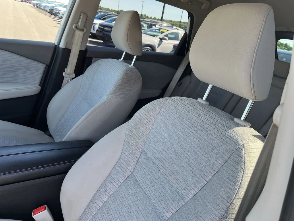 Used 2023 White Nissan SV image 11