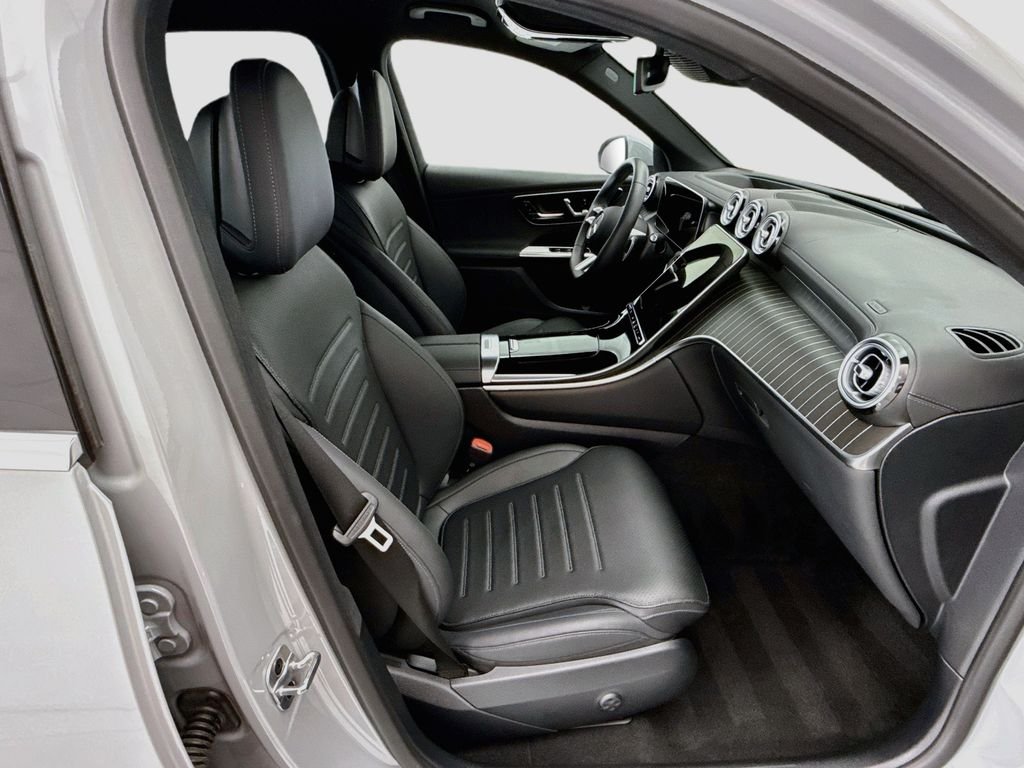 Certified Used 2026 MANUFAKTUR Alpine Gray Mercedes-Benz GLC 300 image 18