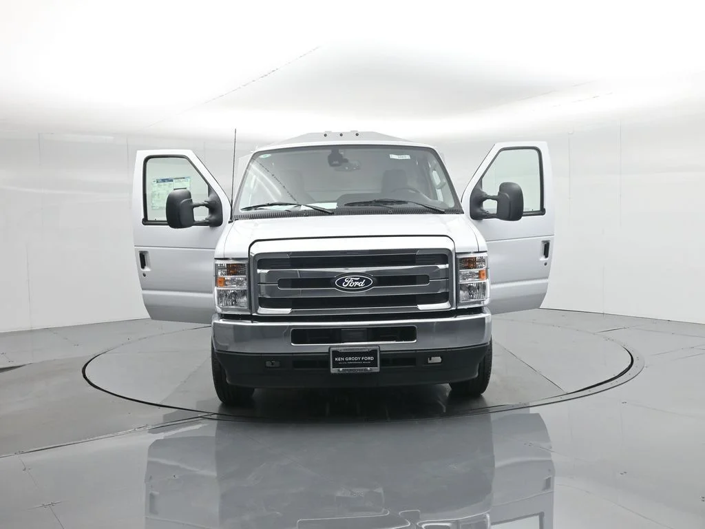 New 2026 White Ford Base image 66
