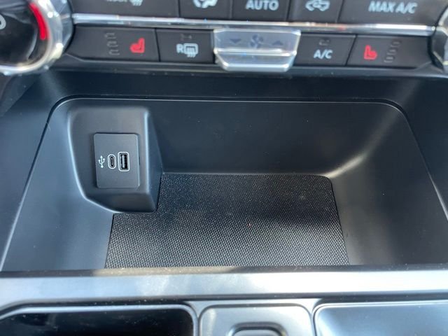 New 2026 Carbonized Gray Metallic Ford XLT image 25