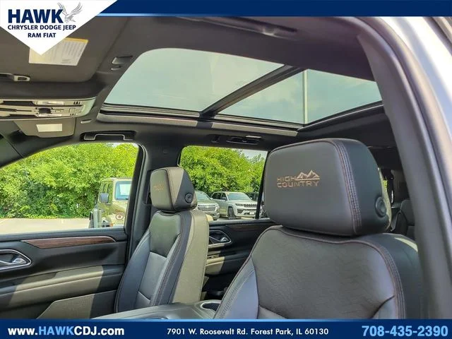 Used 2023 White Chevrolet High Country image 10