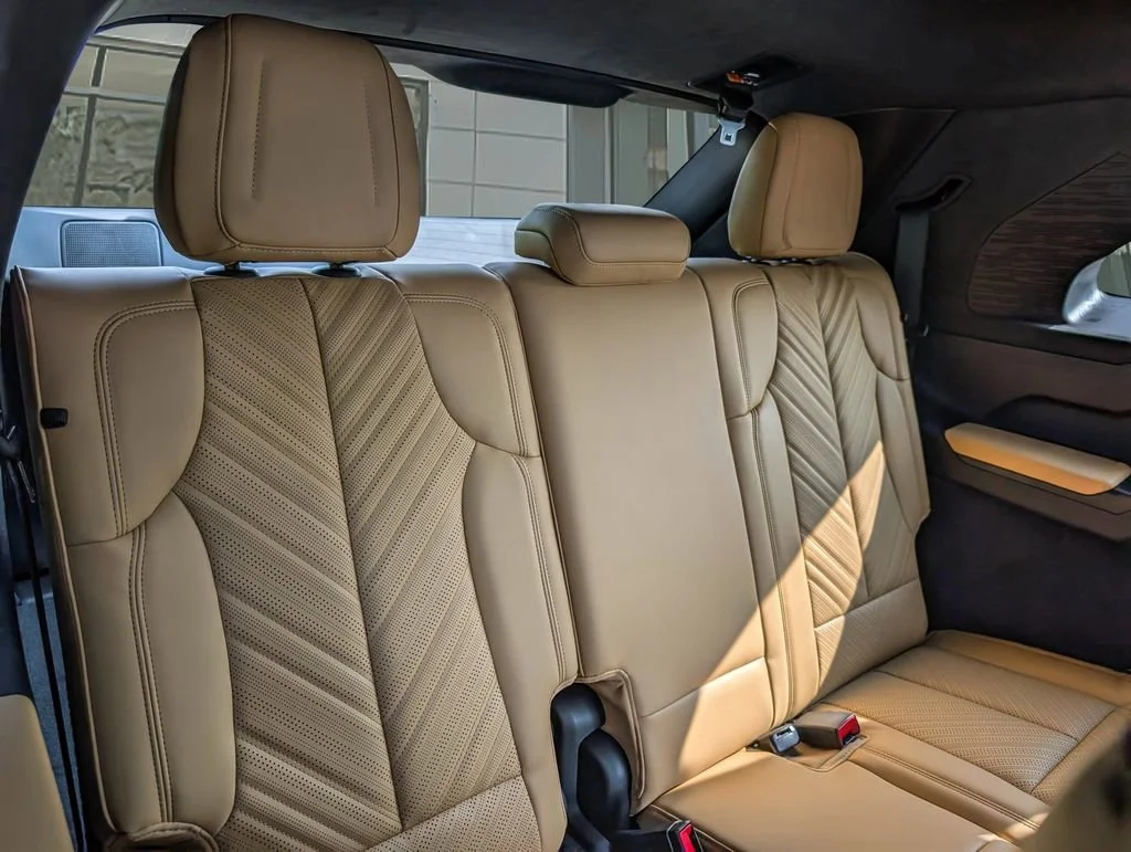 2025 Cadillac Escalade IQ Luxury 2 - Photo 23