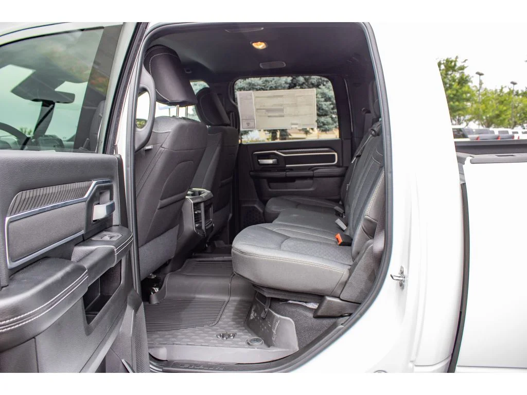 New 2026 Bright White Clear-Coat Exterior Paint RAM Big Horn image 16